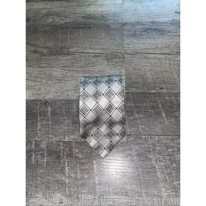 Steve Harvey Collection Silver Silk Neck Tie